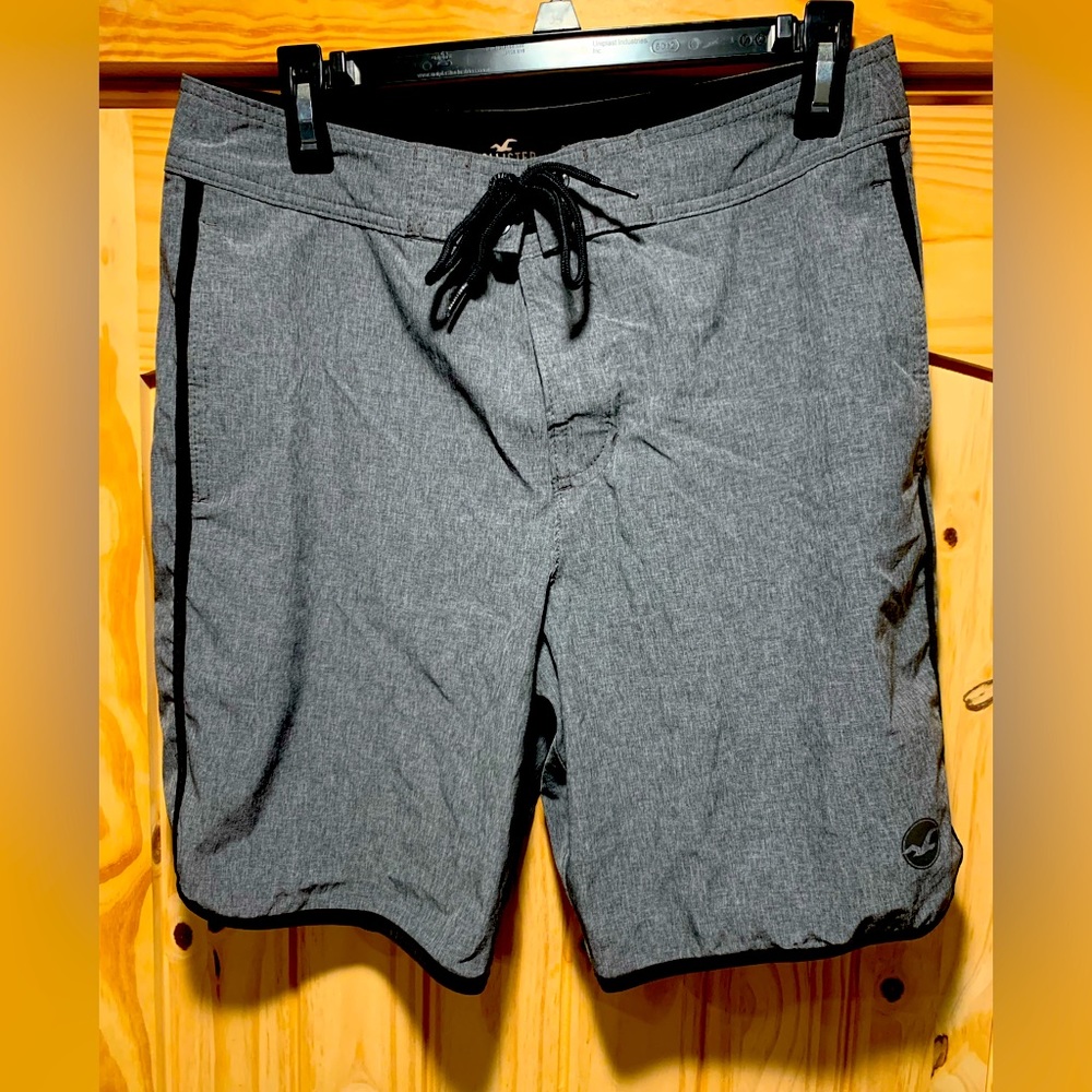 Hollister men’s swim shorts size 30